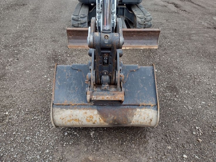 bobcat-e32i-image-24