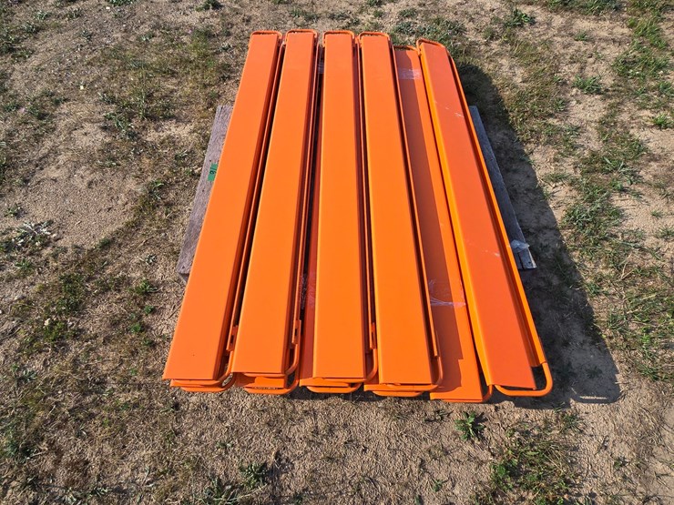 #8861-•-76"-pallet-fork-extensions-image-2