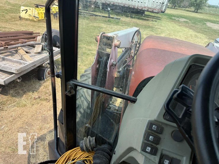 2005-agco-dt180-image-25