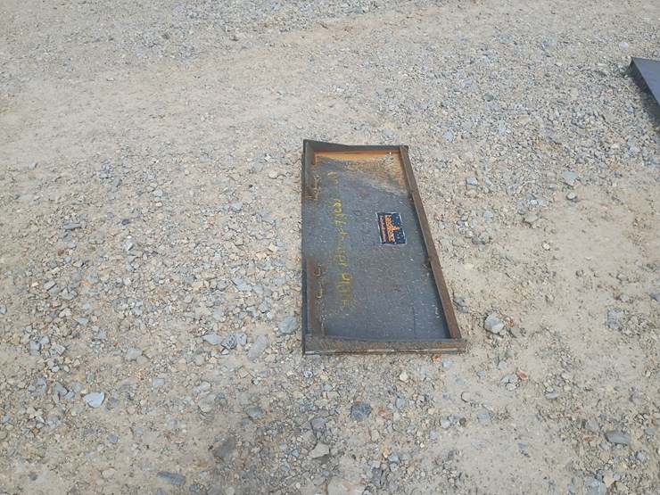 #l76-061-•-landhonor-mounting-plate-skid-steer-attachment-image-2