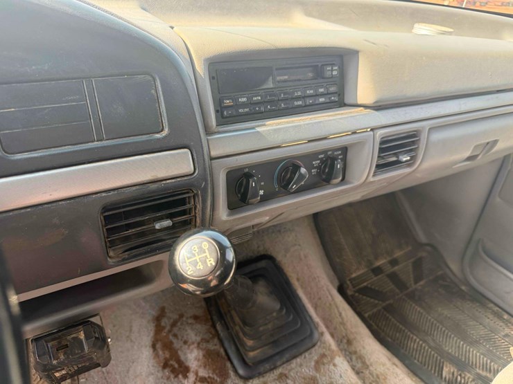 1995-ford-f350-image-8