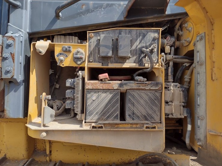 deere-650k-lgp-image-21