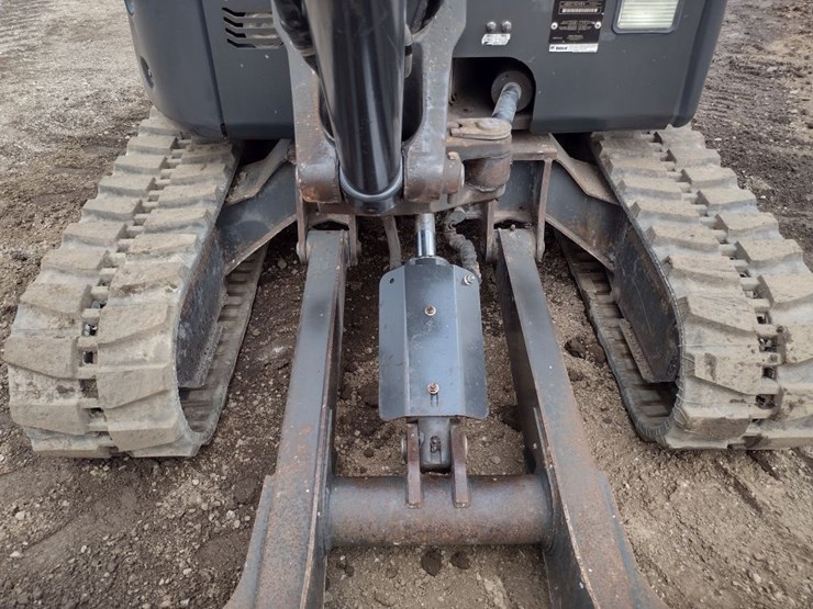 bobcat-e32i-image-21