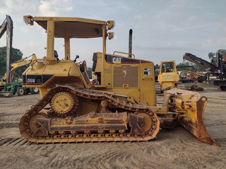 caterpillar-d5n-xl-image-3