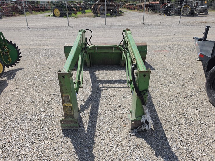 john-deere-146-image-6