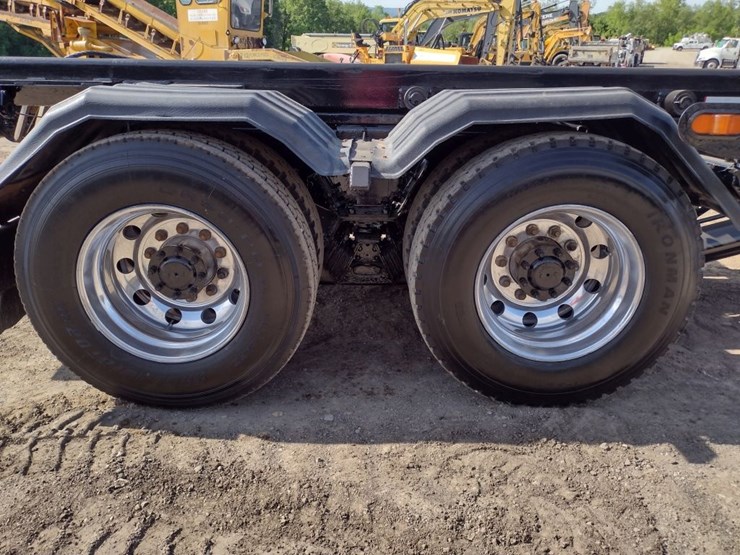 kenworth-t880-image-29
