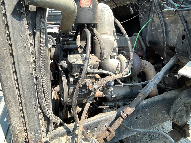 1990-ford-l8000-image-41