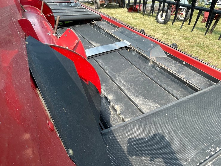 2018-case-ih-3162-image-36