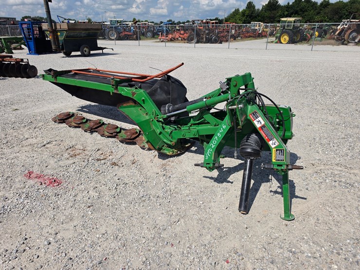 2020-john-deere-r240-image-1