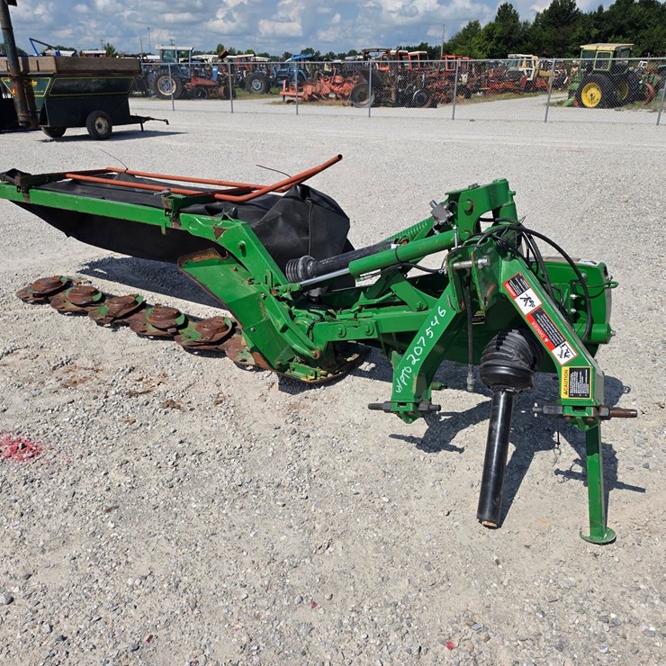 2020 JOHN DEERE R240