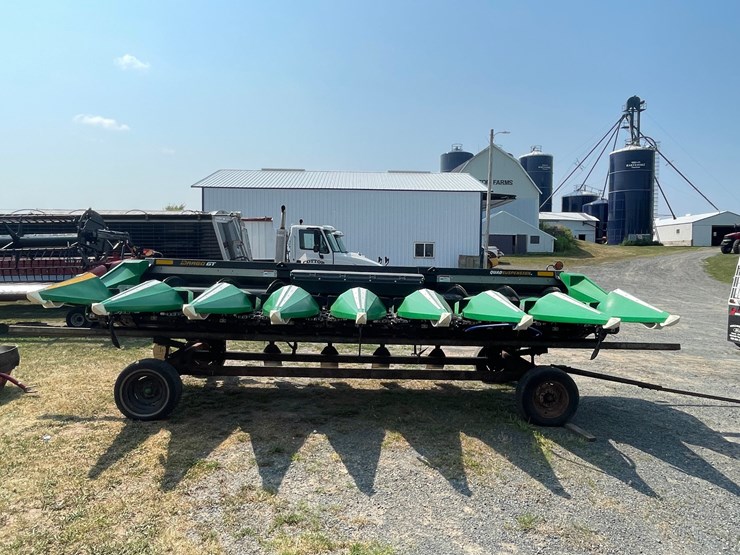 #1251-•-2020-drago-gt-flagship-8-row-corn-head-(case-ih-flagship-mounts)-image-2