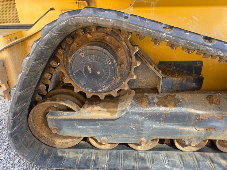 2018-deere-331g-image-20