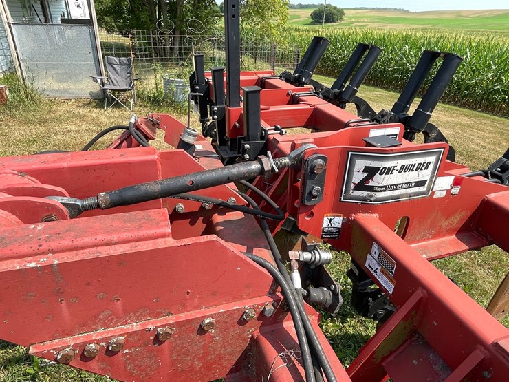 case-ih-5000-image-15