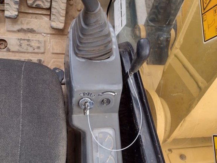caterpillar-308c-image-7