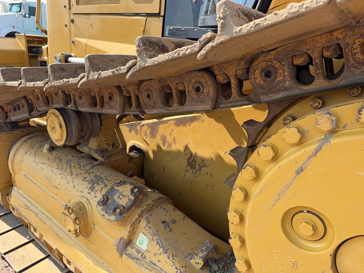 2015-caterpillar-d6n-xl-image-13