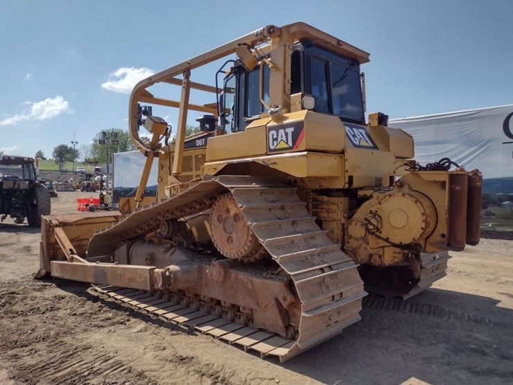 caterpillar-d6t-lgp-image-42