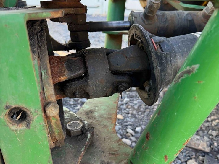 john-deere-1445-image-7