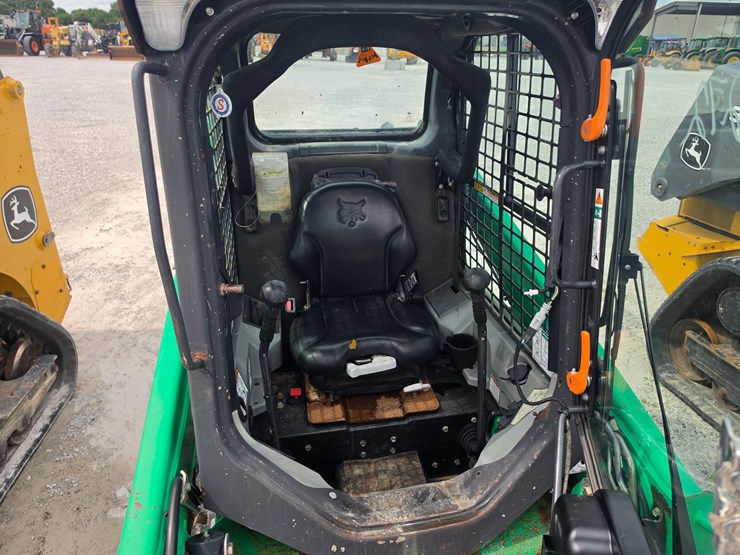 2015-bobcat-t450-image-7