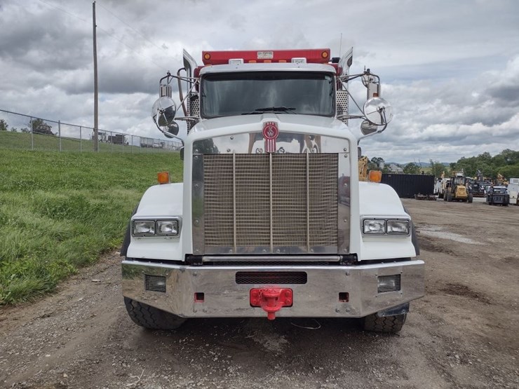 kenworth-t800-image-2