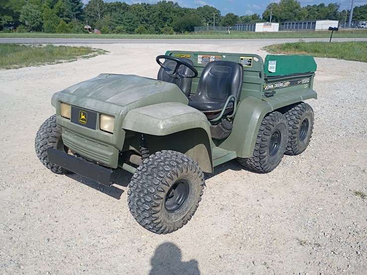 2000-john-deere-gator-image-1