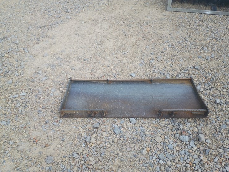 #l76-063-•-landhonor-mounting-plate-skid-steer-attachment-image-1