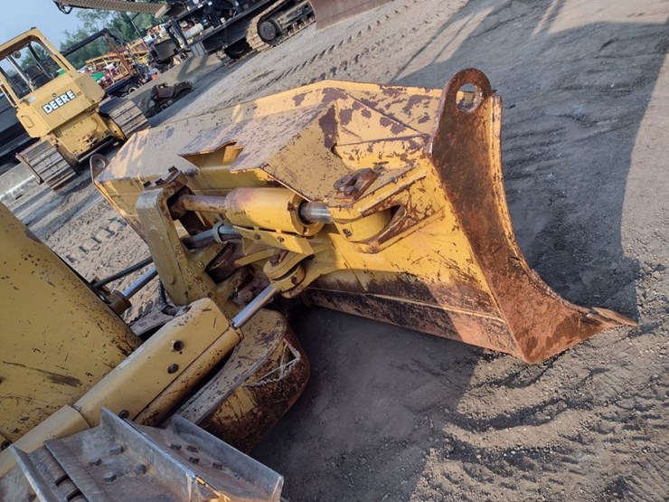 caterpillar-d5n-xl-image-23