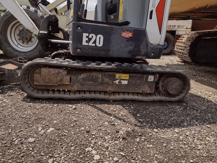 bobcat-e20-image-8