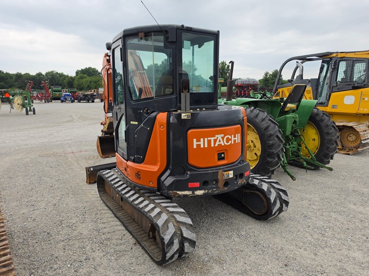2021-hitachi-zx50u-5-image-14