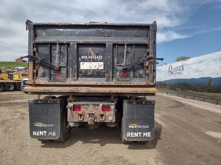 peterbilt-348-image-4