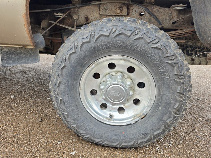 2001-ford-f350-image-78