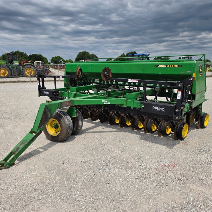 1992 JOHN DEERE 750