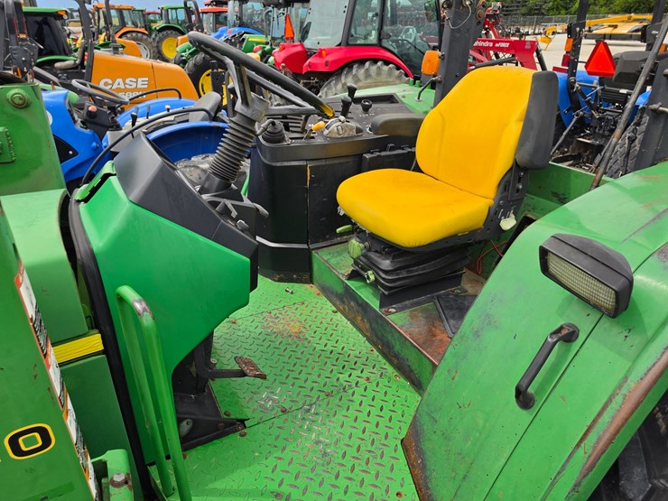2000-john-deere-6210-image-8