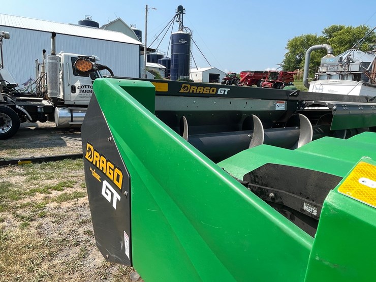 #1251-•-2020-drago-gt-flagship-8-row-corn-head-(case-ih-flagship-mounts)-image-23