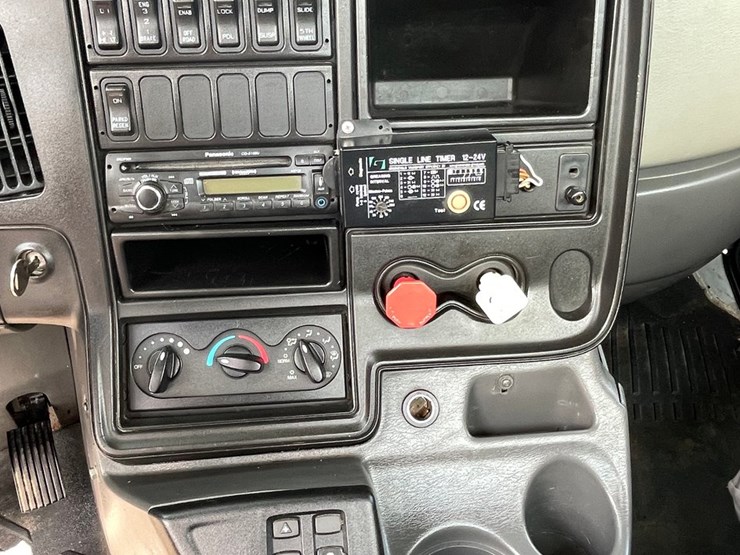 2011-international-prostar-image-81