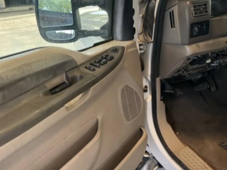 2003-ford-f250-image-23