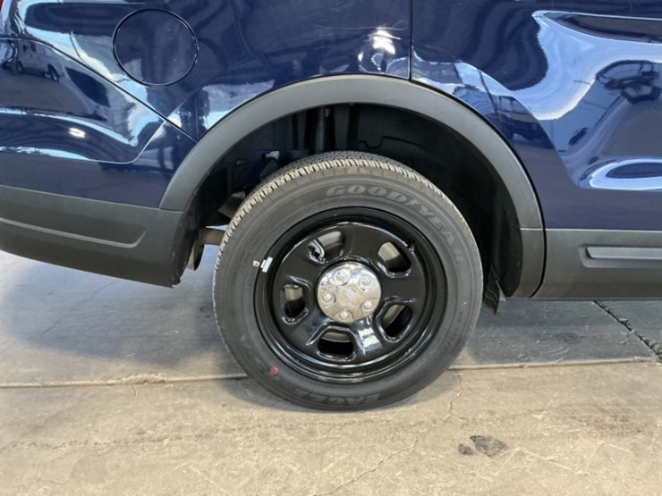 2018-ford-explorer-image-8