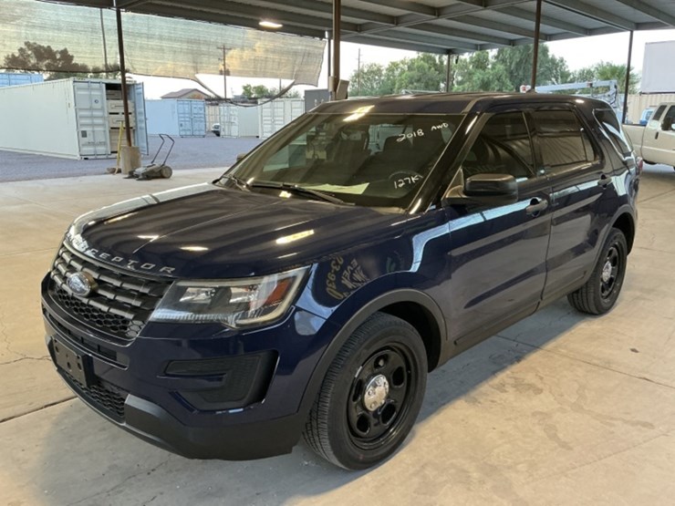 2018-ford-explorer-image-4