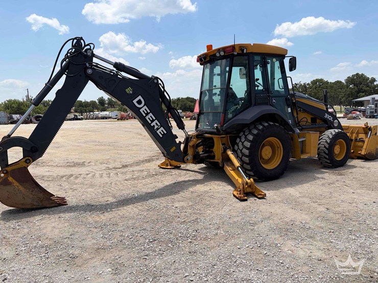 2020-deere-310l-image-4