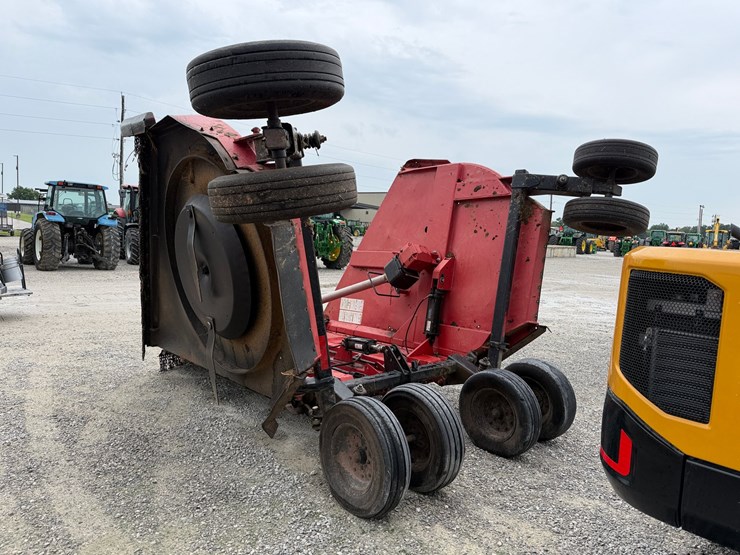 bush-hog-2720-image-4
