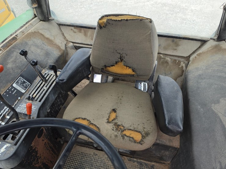john-deere-4040-image-14