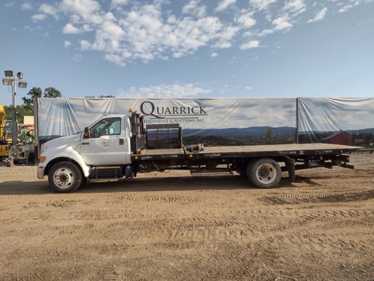 ford-f650-xlt-image-1