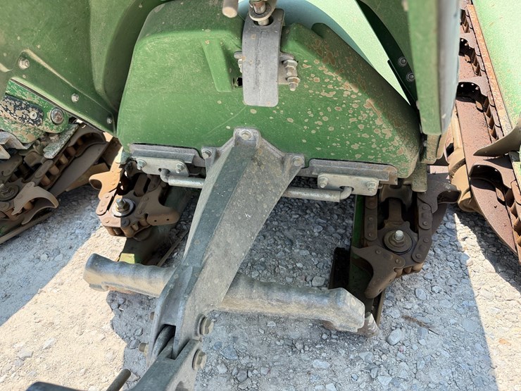2018-john-deere-716c-image-24