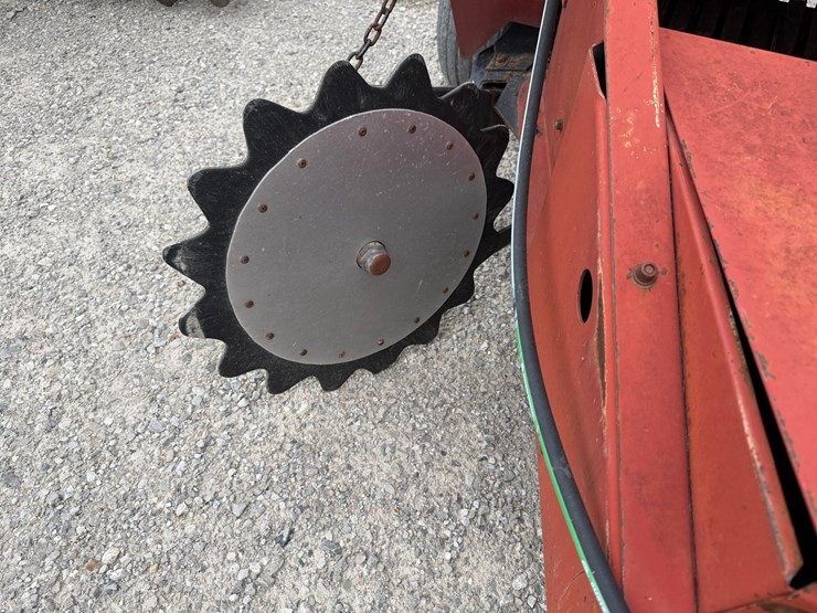 case-ih-8430-image-3