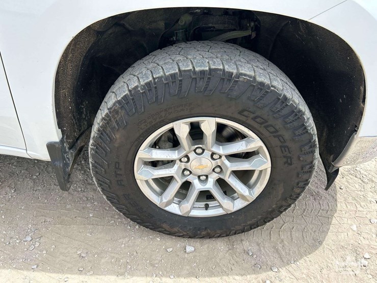 2023-chevrolet-silverado-1500-image-25