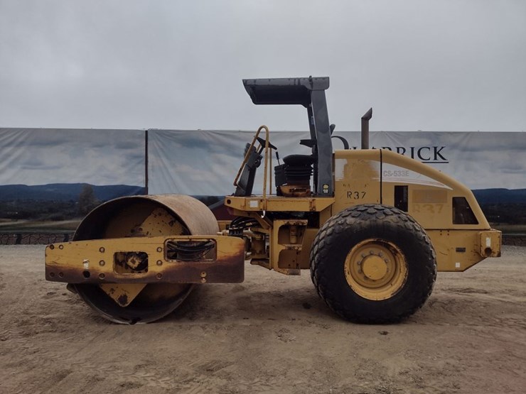 caterpillar-cs-533e-image-1