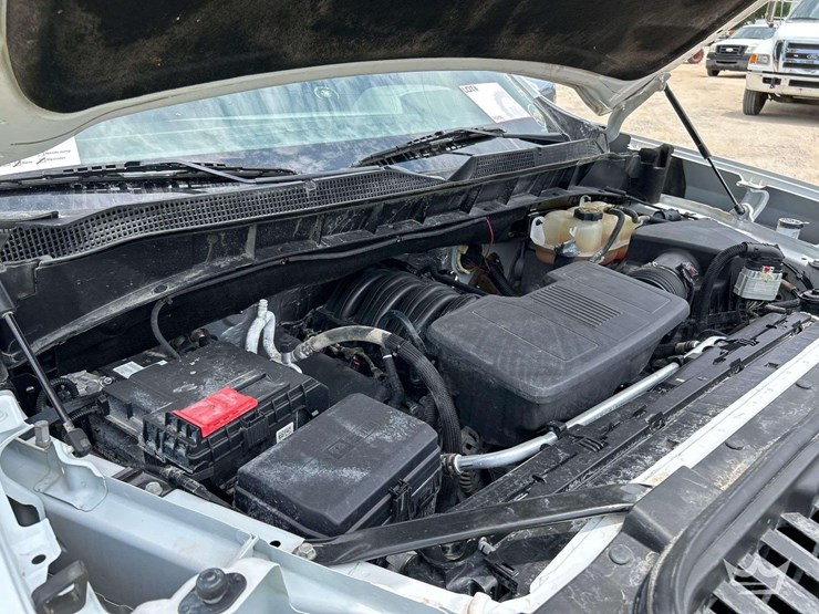 2023-chevrolet-silverado-1500-image-9