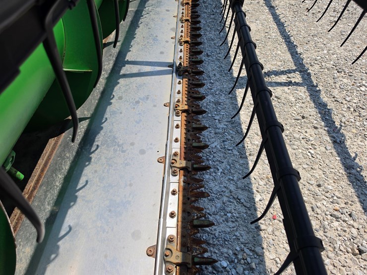 2008-john-deere-630f-image-11