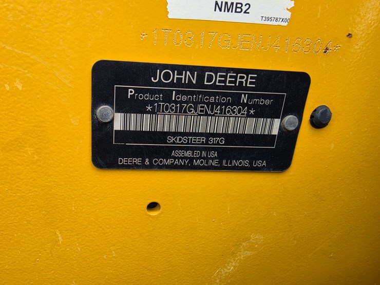 2022-deere-317g-image-19