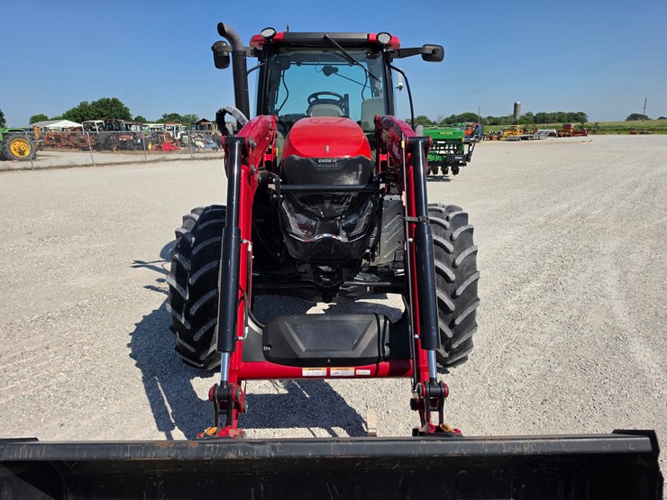 2022-case-ih-maxxum-145-image-4