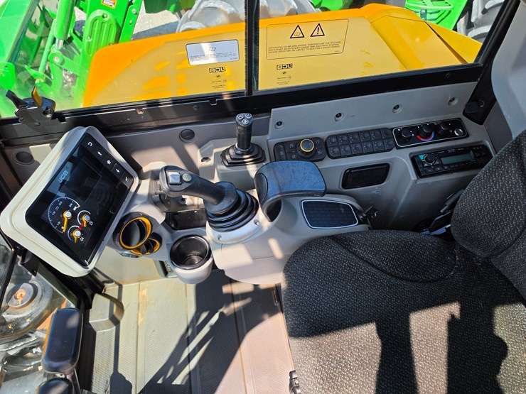 2022-jcb-50z-1-image-9